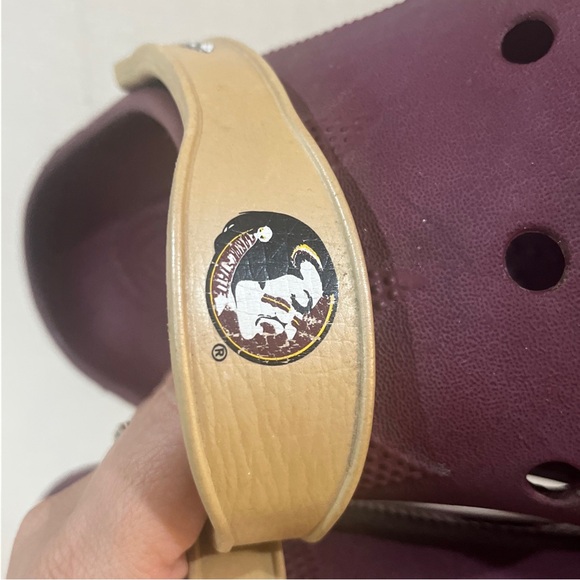 Crocs Florida State Seminoles NCAA Football Team Maroon Logo Unisex Size 12-13 - Picture 10 of 12